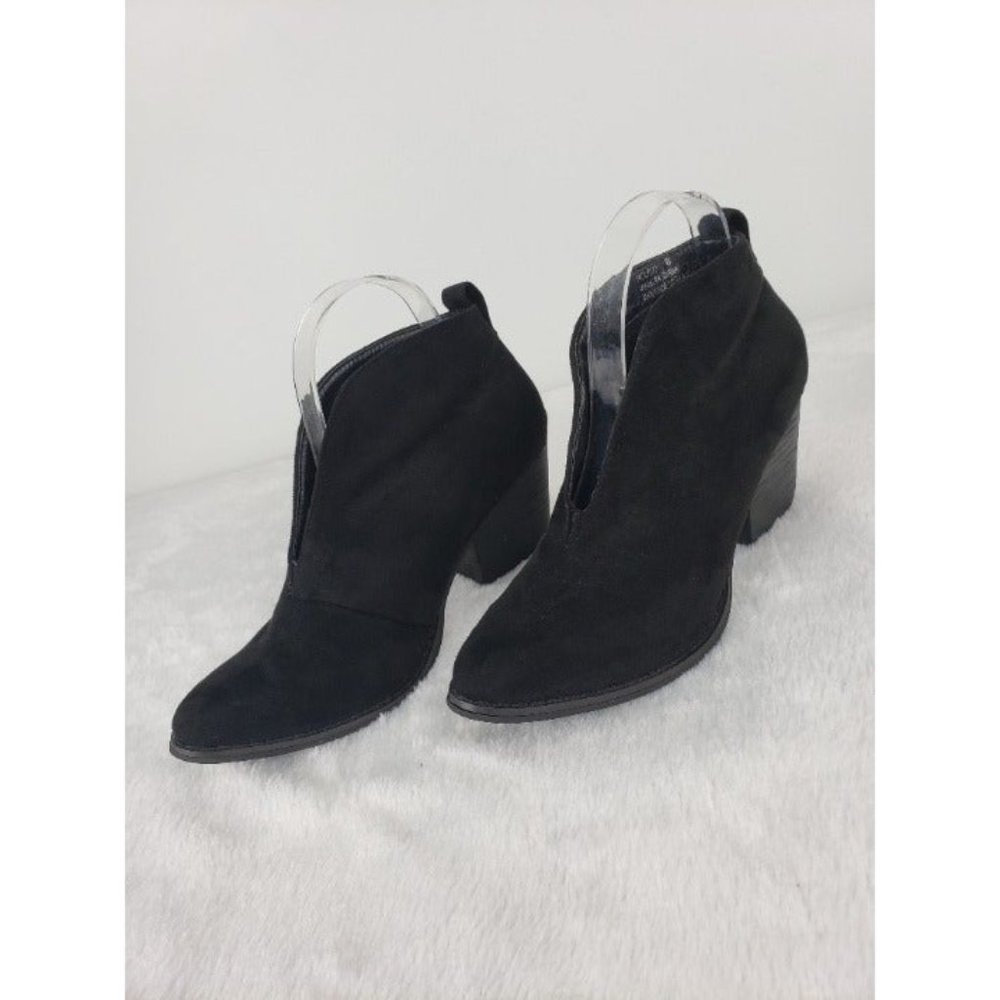 Corky's Boutique Black Pointed Toe Ankle Booties Block Heel Style Holiday Size 8